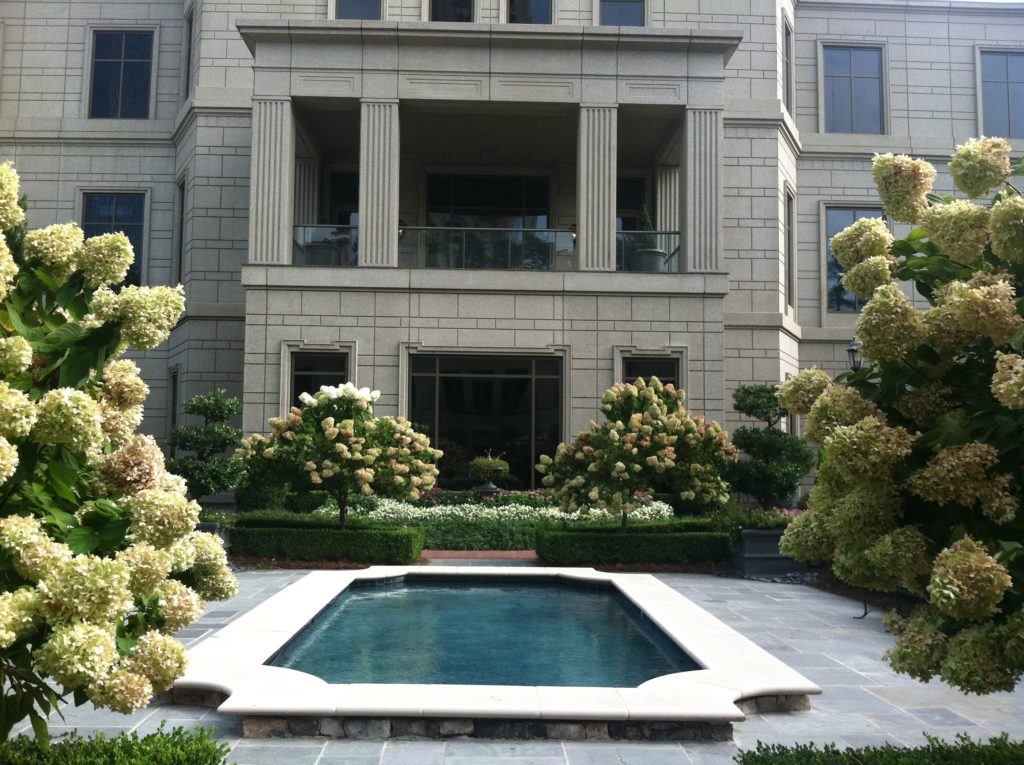 where to stay in atlanta